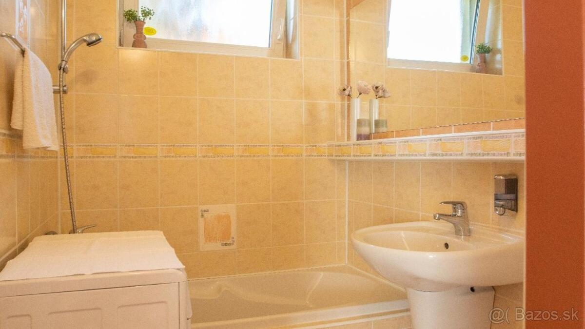 Villa Garfield Nitrianske Rudno Eksteriør billede